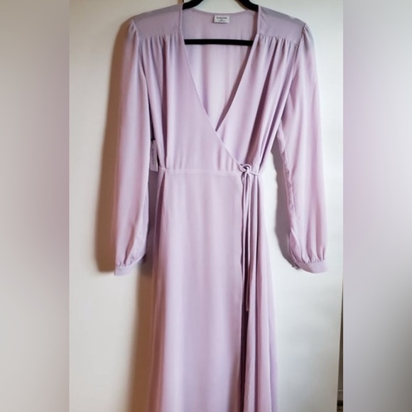 Babaton NWT wrap dress in lilac - Picture 5 of 6